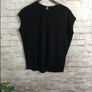Black Sleeveless Top